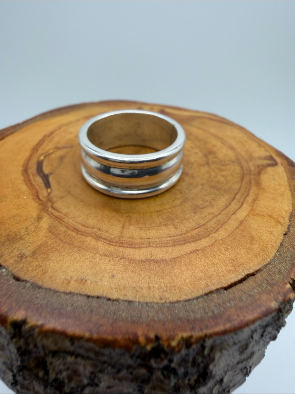 10mm Sterling Silver Men's Band Ring - Classic Polished Design - Size 7.75 -9.9g